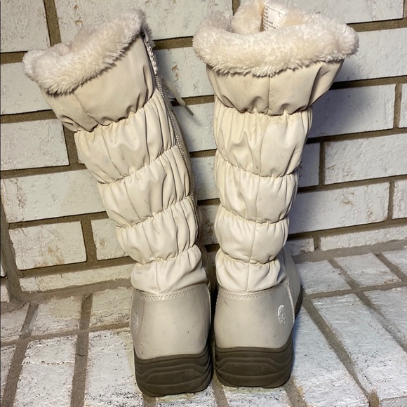 Totes Cream Winter Boots Quilted Insulation - Picture 4 of 4